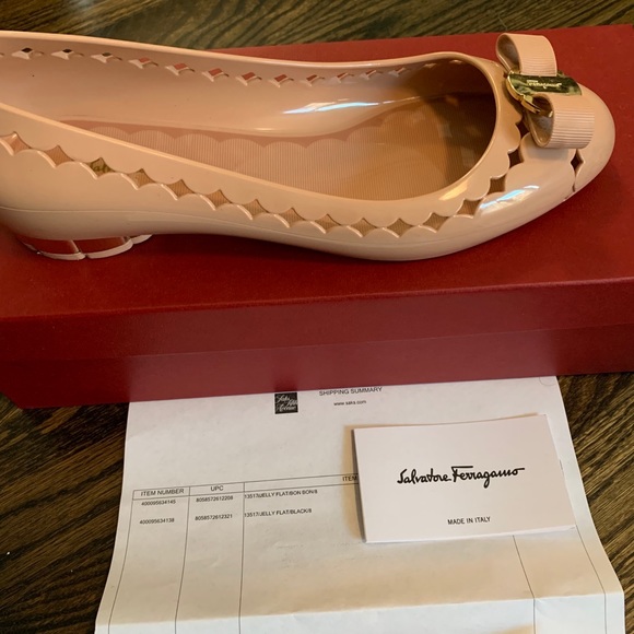 Salvatore Ferragamo Jelly Flats - Picture 3 of 5